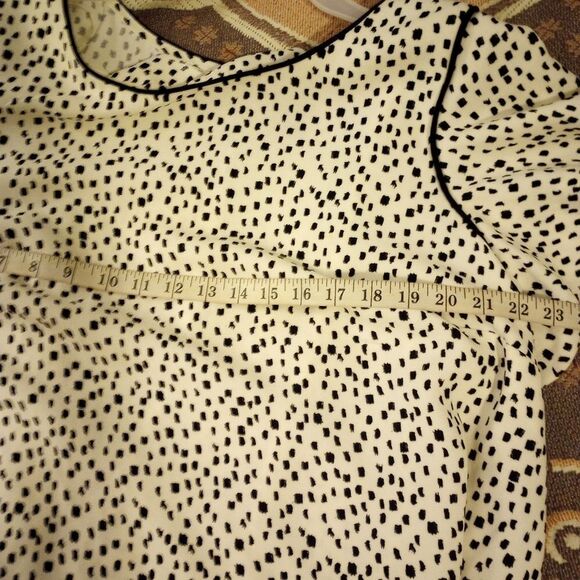 Worthington short sleeve abstract print blouse - Picture 3 of 9